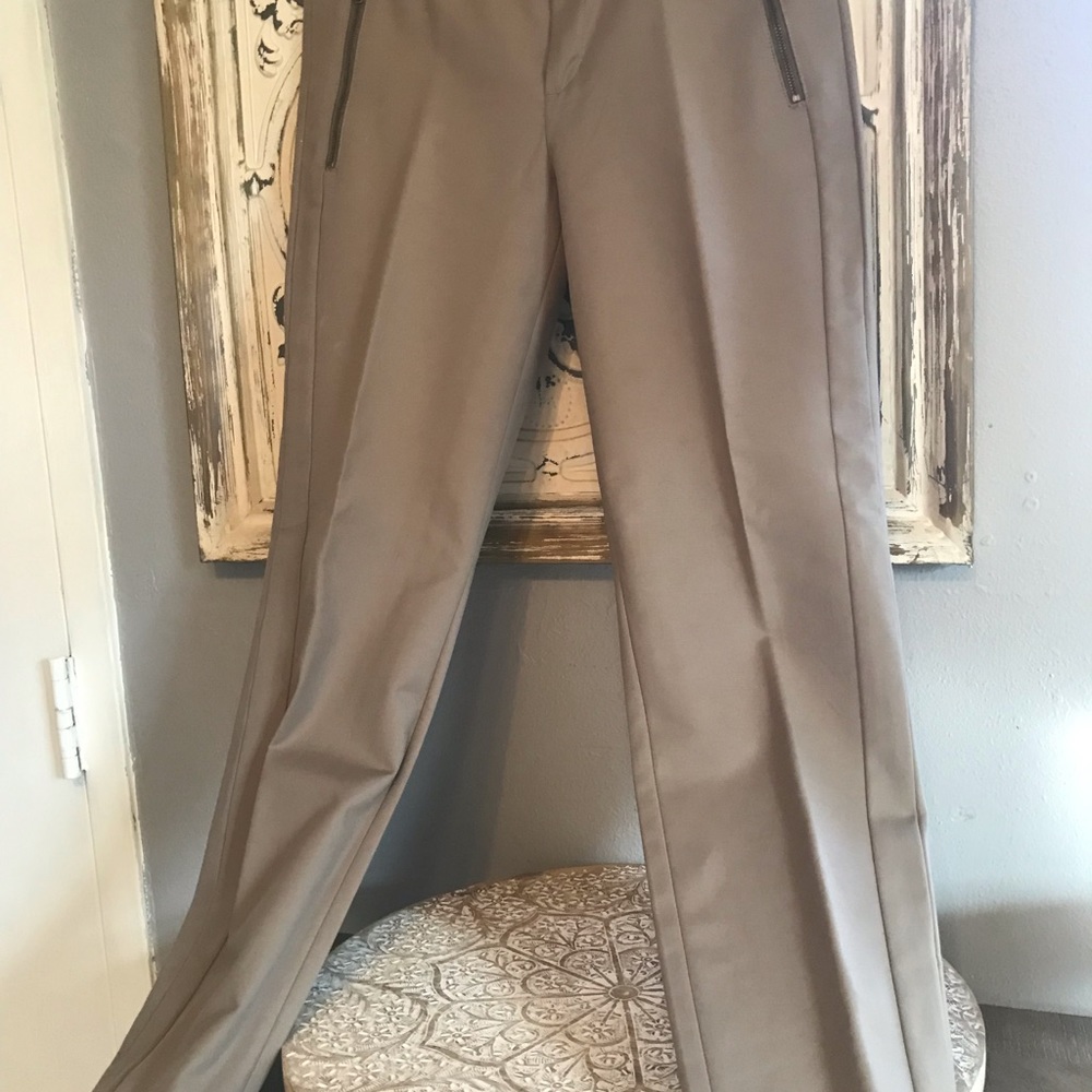Women Khakis. Size 10